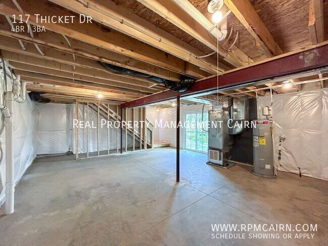 Building Photo - 117 Thicket Dr