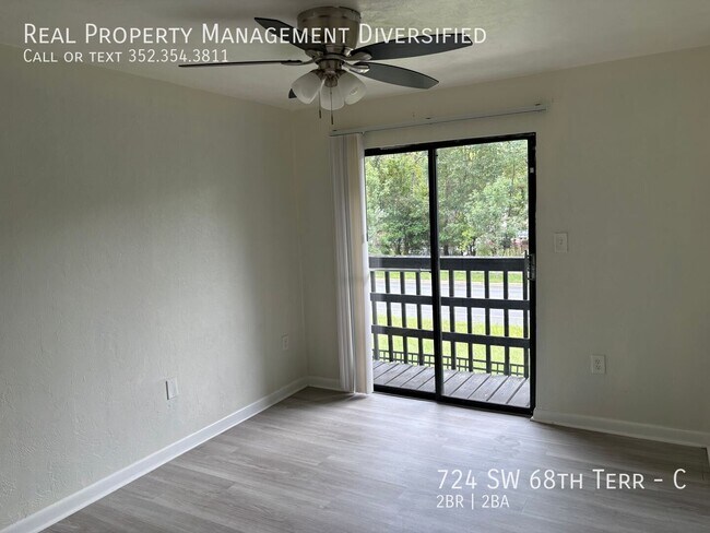 Building Photo - 724 SW 68th Terrace