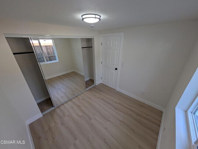 Building Photo - 16430 Clymer St