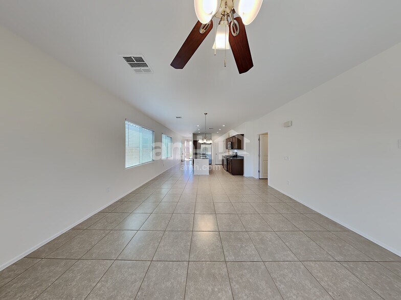 Building Photo - 7501 S Via Rancho La Costa