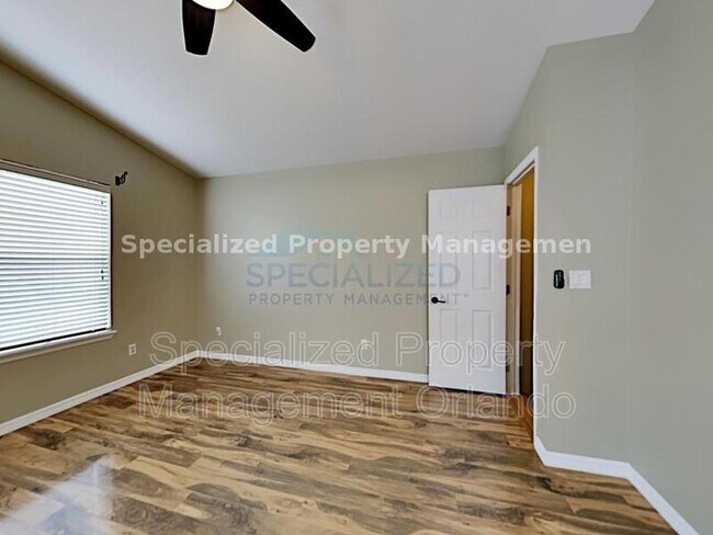 Building Photo - 805 W Smith St