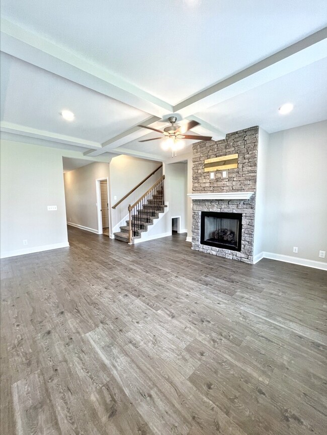 Building Photo - 829 Marksman Ct