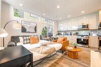 Building Photo - 1600 S Washington St