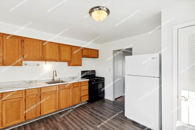 Building Photo - Charming 3-bedroom home on Lauren Ave. in ...