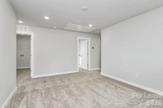 Building Photo - 529 Mountain Vw Dr