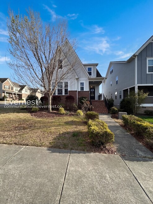 Building Photo - 2781 Milano Avenue