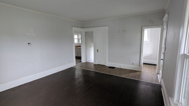 Building Photo - Charming Home for Rent in Scenic Canton: Y...