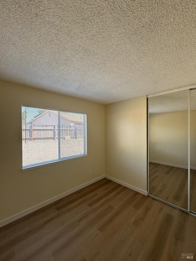 Building Photo - 120 Merrimac Ct