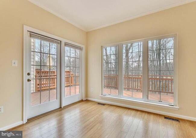 Building Photo - 64 Waddington Ln