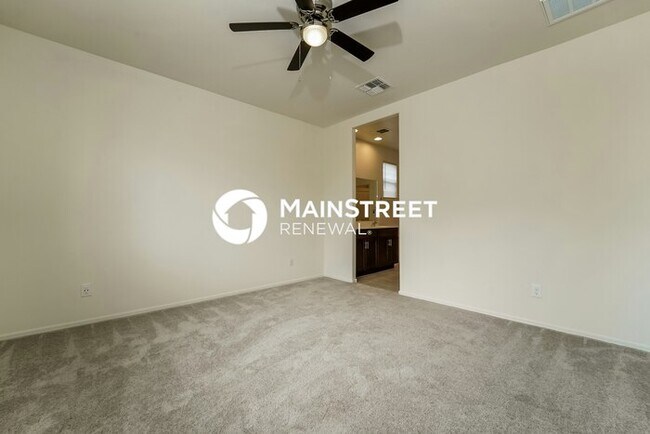 Building Photo - 3 Bedroom Pet-Friendly Home in Marana, AZ with Main Street Renewal