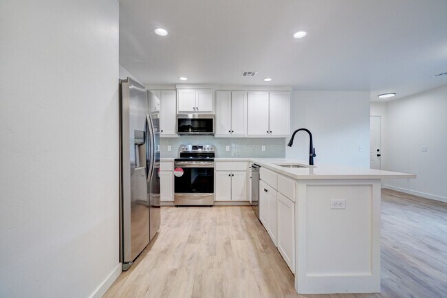 Building Photo - 224 NW 122nd St