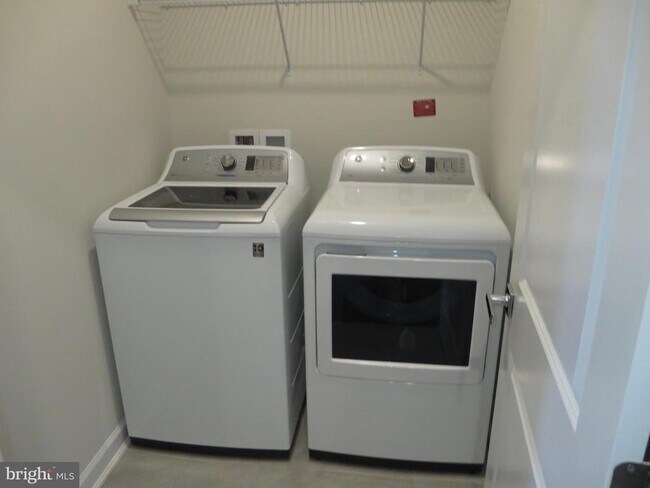 Building Photo - 3062 Wild Blue Indigo Ct