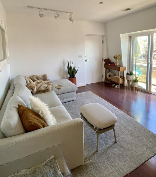 Building Photo - 2022 Flagler Pl NW