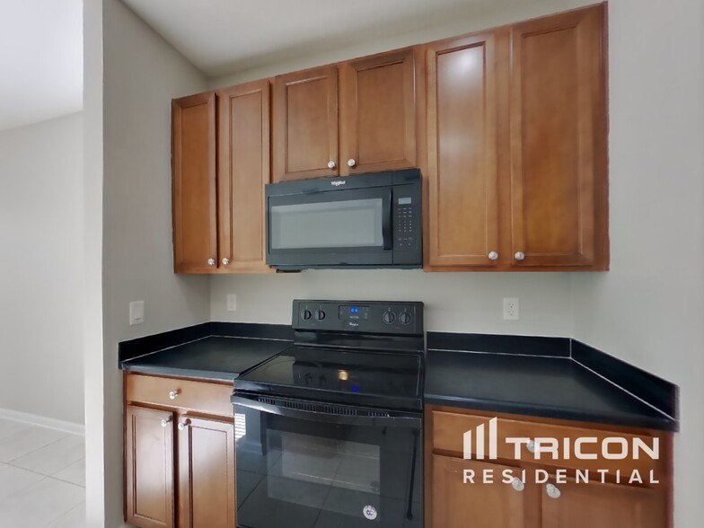 Building Photo - 3972 Ringneck Dr