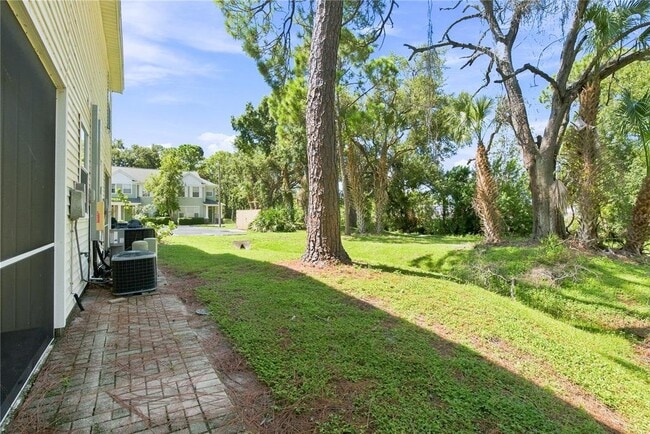 Building Photo - 13710 Forest Lake Dr