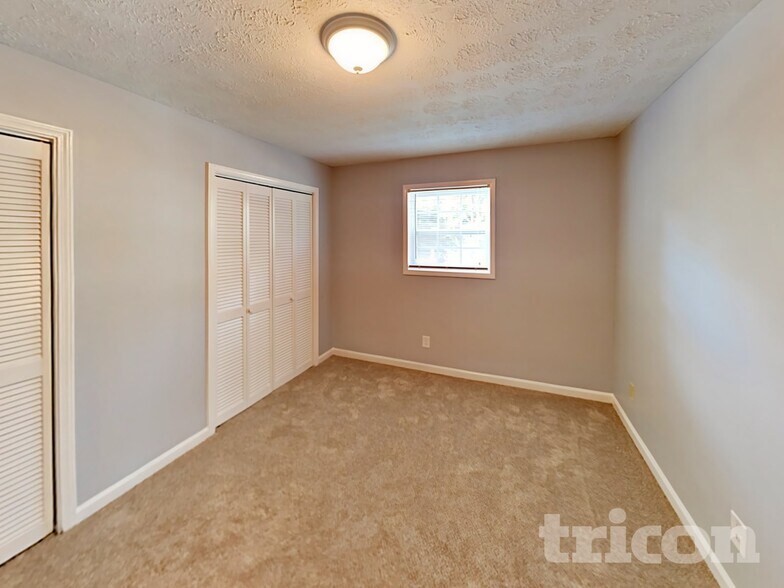 Building Photo - 3964 Cindy Dr