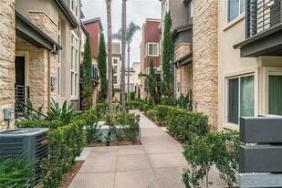 Building Photo - 7837 Modern Oasis Dr
