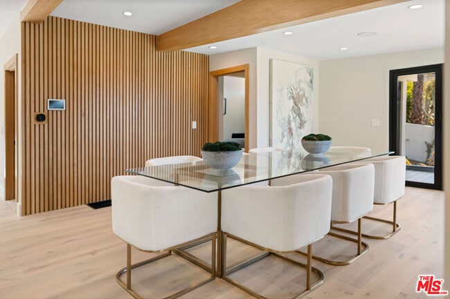 Building Photo - 27187 Sea Vista Dr