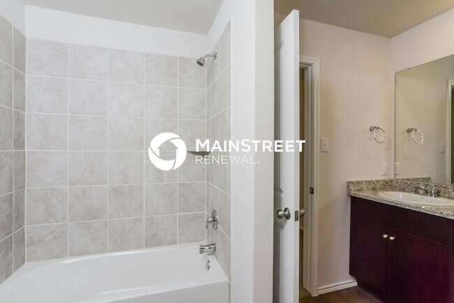 Building Photo - 3 Bedroom Pet-Friendly Home in San Antonio, TX with Main Street Renewal