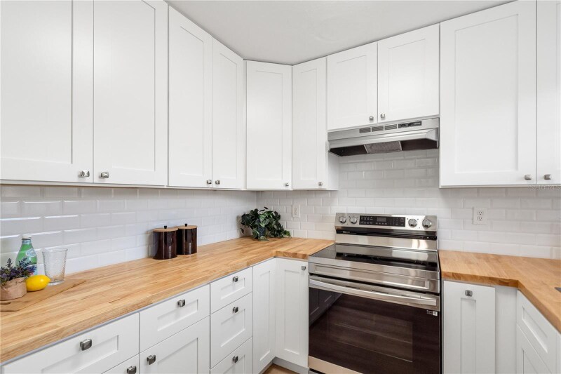 Building Photo - 2802 21st St W