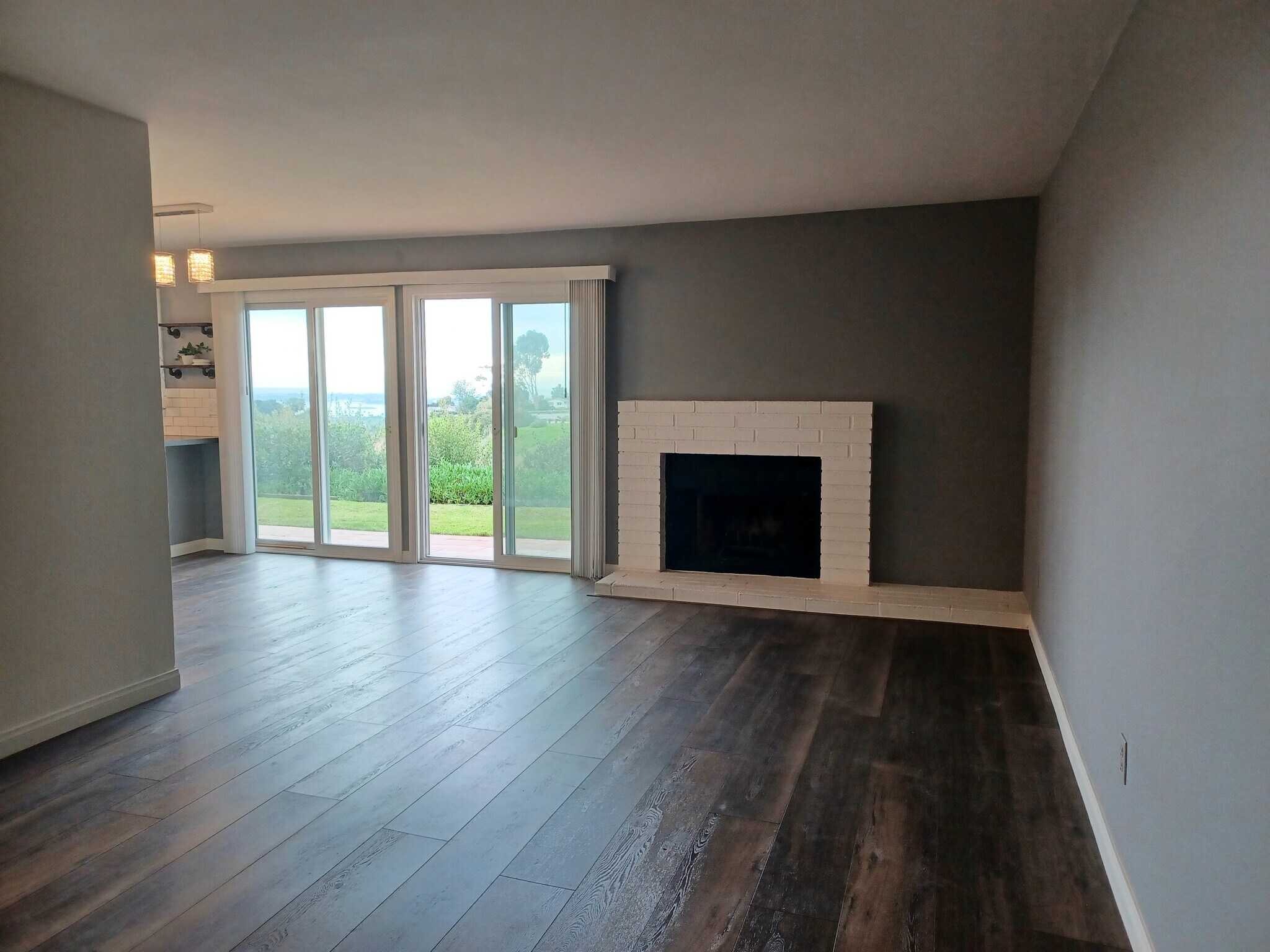 Building Photo - 3664 Clairemont Dr