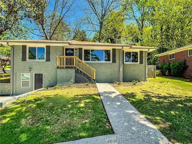 Primary Photo - 147 Hermer Cir NW