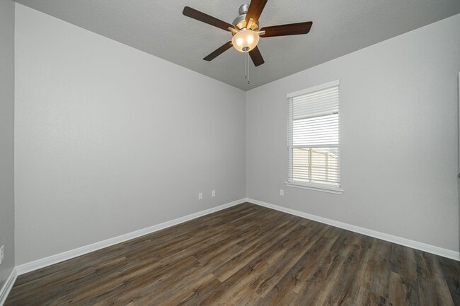 Building Photo - 1129 Trellis Pass