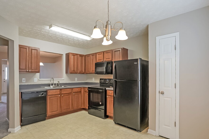 Building Photo - 216 Meadowlark Pl