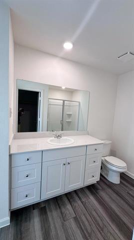Building Photo - 2105 Mdw Pk Dr