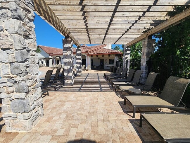 Building Photo - 9362 Tyrella Pine Trail