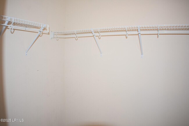 Building Photo - 48 Pennyroyal Way