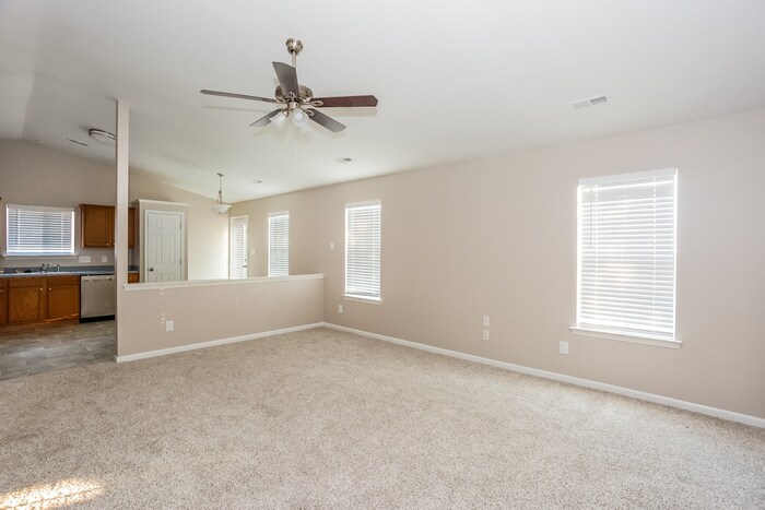 Building Photo - 5891 Culloden Ct