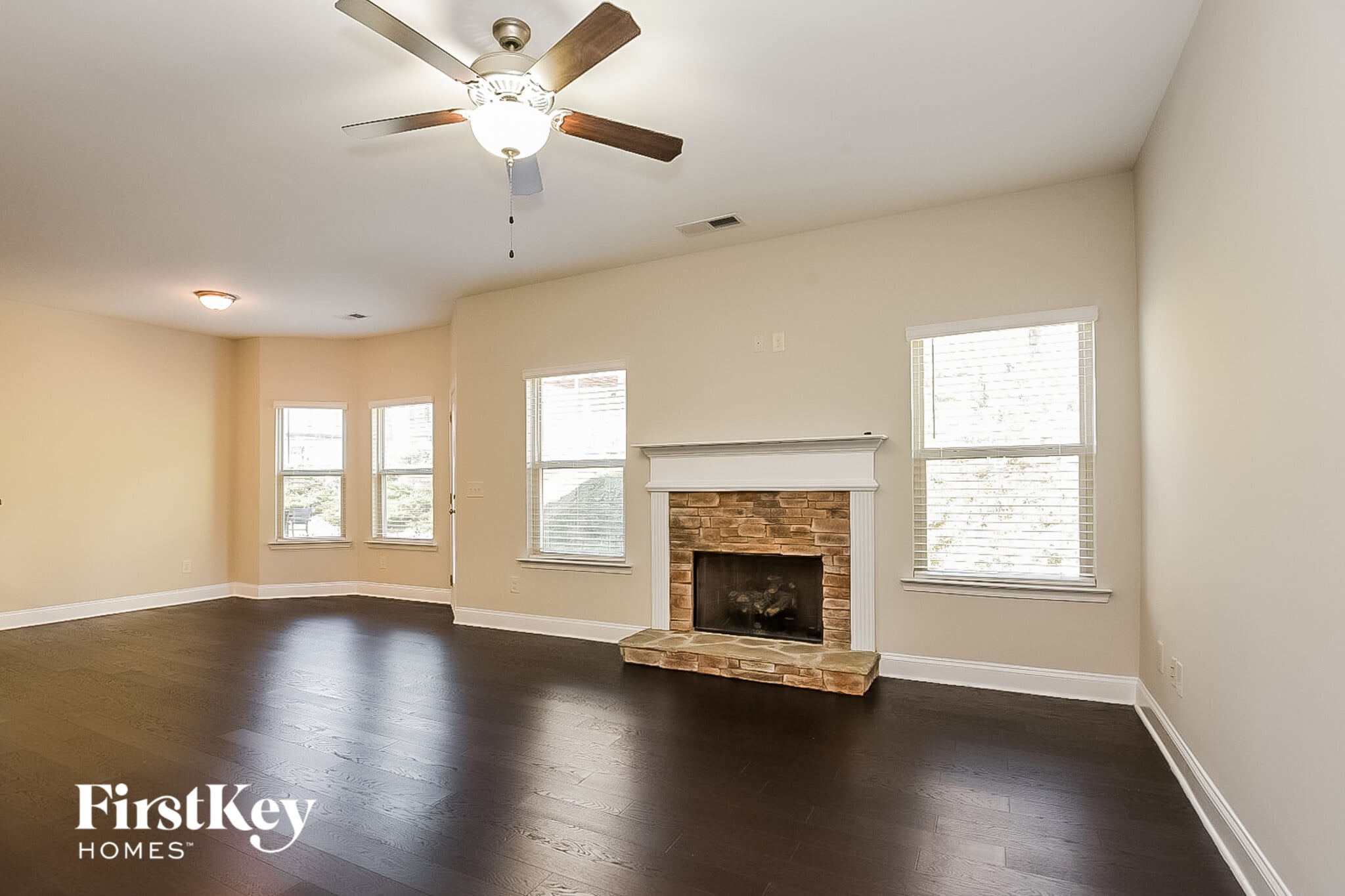 Building Photo - 114 Bethany Manor Dr
