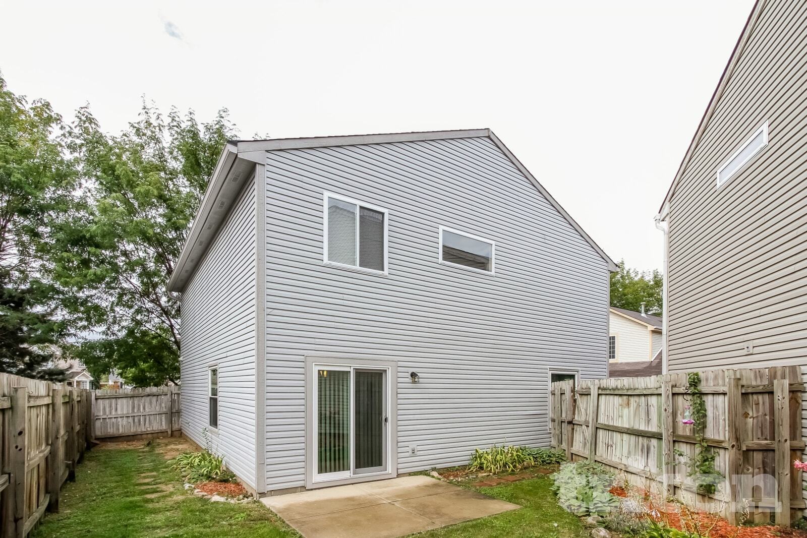 Building Photo - 607 Mountain Pine Dr