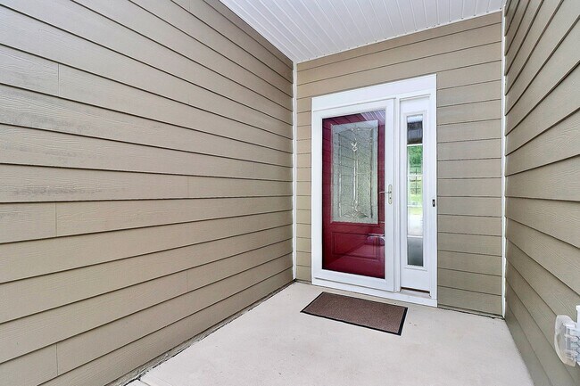 Building Photo - Residential Home located in premier 55+ Gated Community