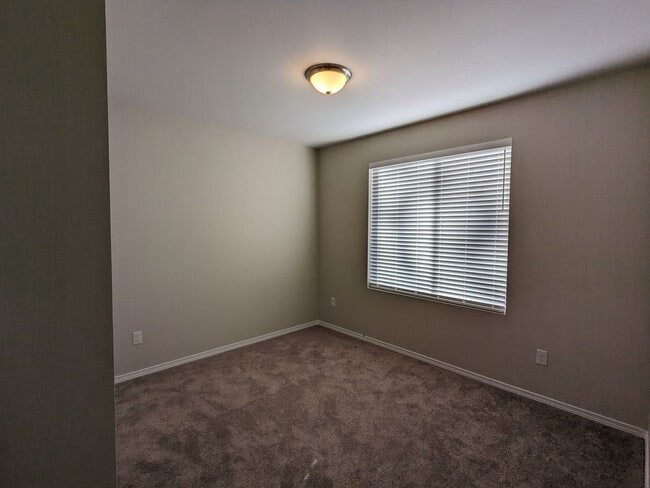 Building Photo - Nearly new 2 bedroom 1 bath detached ADU with a double-car garage and a private fenced backyard