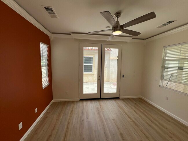 Building Photo - 82630 Redford Way