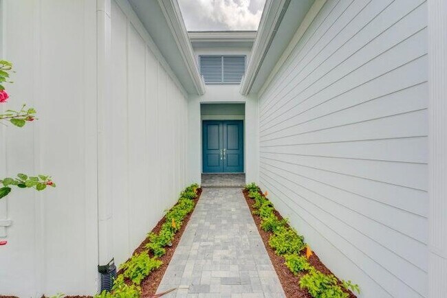 Building Photo - 12719 Nautilus Cir