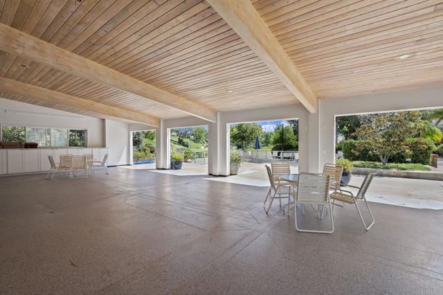 Building Photo - 819 Daphne Ct