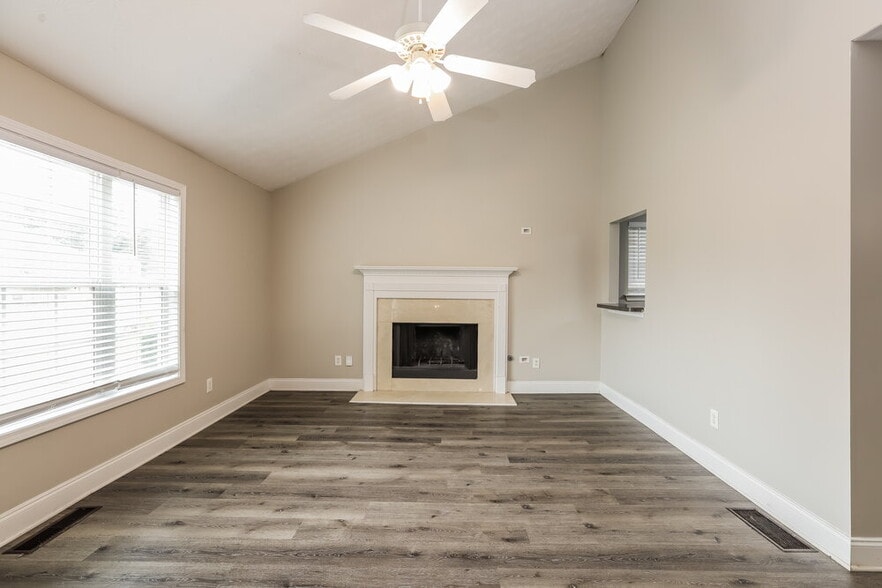 Building Photo - 4203 Baler Dr