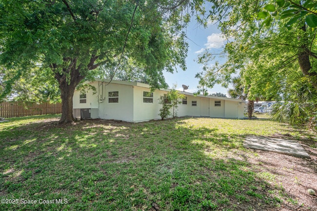 Building Photo - 2880 Fountainhead Blvd