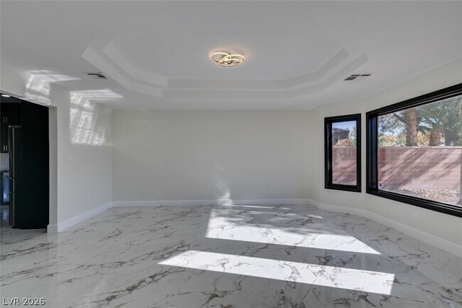 Building Photo - 7040 Obannon Drive