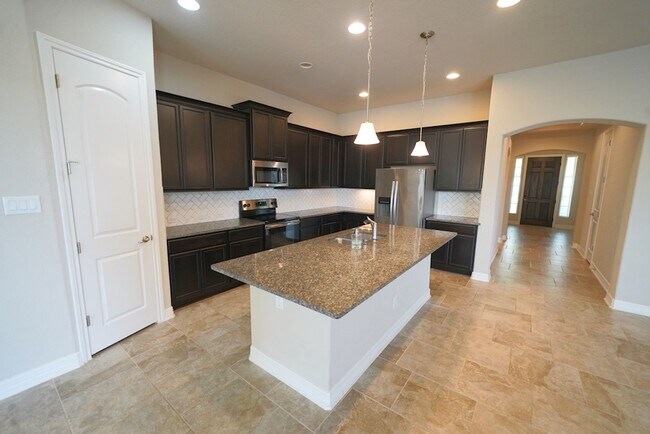 Building Photo - Wonderful Buffalo Crossing Rental in Cibol...