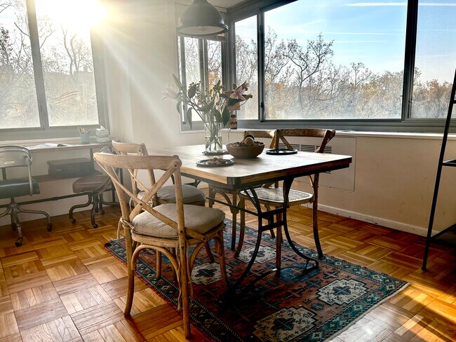 Dining Room - 4200 Cathedral Ave NW