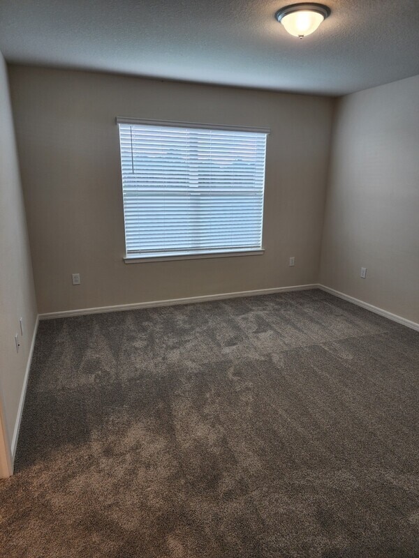 Building Photo - 1634 Delightful Dr