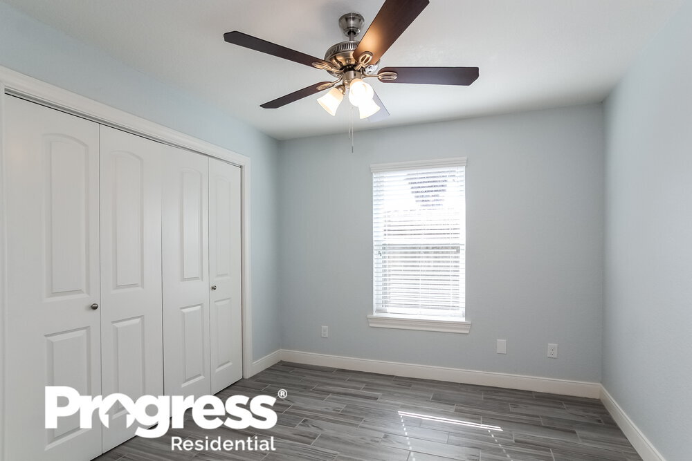 Building Photo - 1140 Glenda St