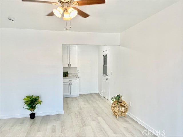 Building Photo - 2067 Goodall Ave