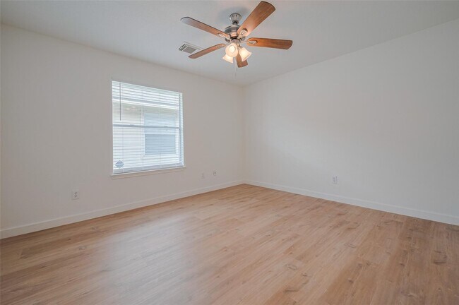 Building Photo - 10918 Linden Gate Dr