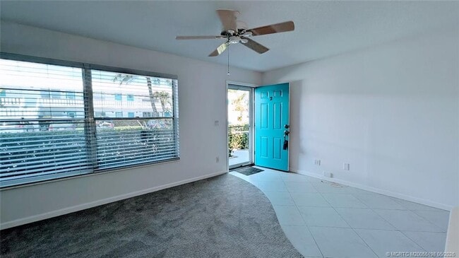 Building Photo - 2929 SE Ocean Blvd