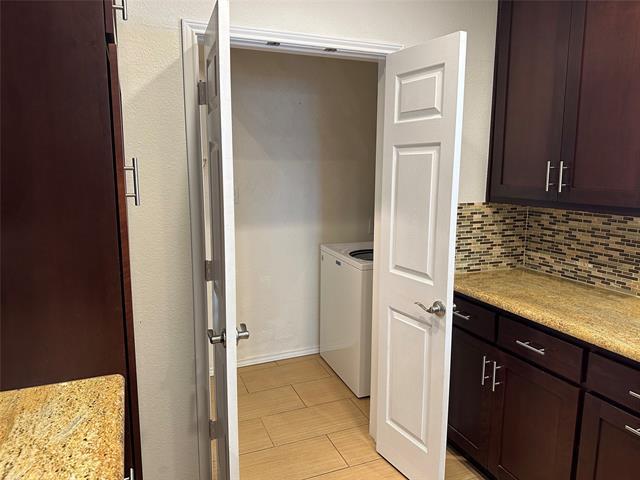 Building Photo - 1304 Dorothy Ln